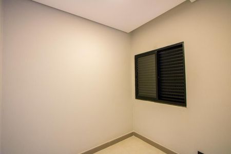 Casa à venda com 262m², 3 quartos e 3 vagasQuarto de serviço