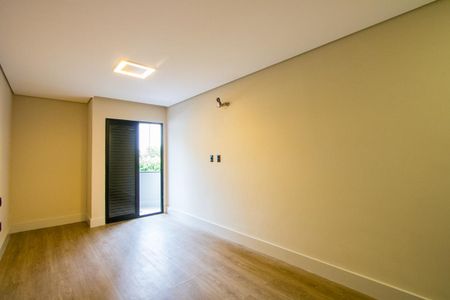 Casa à venda com 262m², 3 quartos e 3 vagasQuarto 1 - Suíte