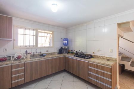 Casa à venda com 175m², 4 quartos e 2 vagasCozinha