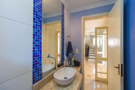 Casa à venda com 175m², 4 quartos e 2 vagasBanheiro 2