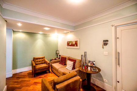 Casa à venda com 184m², 5 quartos e 3 vagas Casa à venda com 184m², 5 quartos e 3 vagasSala de estar