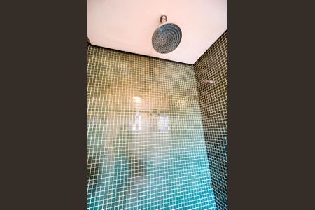 Casa à venda com 184m², 5 quartos e 3 vagas Casa à venda com 184m², 5 quartos e 3 vagasChuveiro