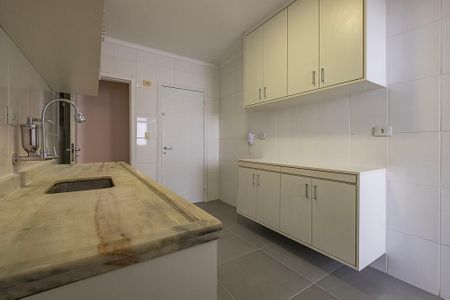Apartamento para alugar com 115m², 3 quartos e 1 vaga Apartamento para alugar com 115m², 3 quartos e 1 vagaCozinha