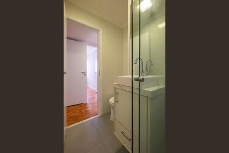 Apartamento para alugar com 115m², 3 quartos e 1 vaga Apartamento para alugar com 115m², 3 quartos e 1 vagaBanheiro