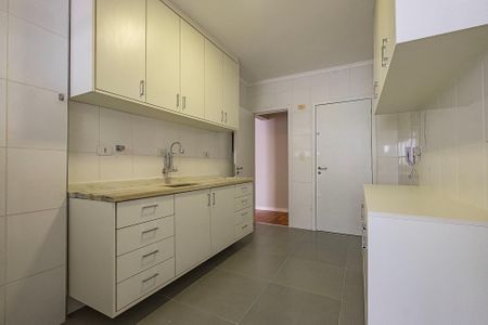 Apartamento para alugar com 115m², 3 quartos e 1 vaga Apartamento para alugar com 115m², 3 quartos e 1 vagaCozinha