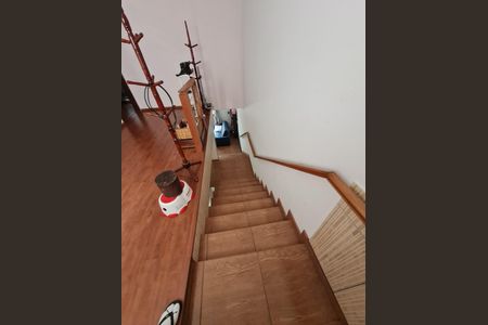 Casa à venda com 240m², 5 quartos e 5 vagas