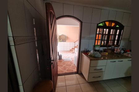 Casa à venda com 240m², 5 quartos e 5 vagas