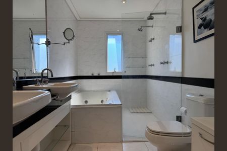 Apartamento à venda com 211m², 4 quartos e 3 vagas Apartamento à venda com 211m², 4 quartos e 3 vagasFoto 13