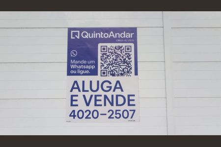 Casa de condomínio à venda com 350m², 4 quartos e 2 vagas Casa de condomínio à venda com 350m², 4 quartos e 2 vagasPlaca Quinto Andar
