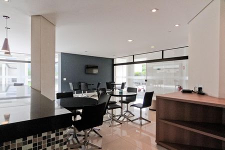 Apartamento à venda com 74m², 3 quartos e 1 vaga Apartamento à venda com 74m², 3 quartos e 1 vagaÁrea comum - Salão de festas