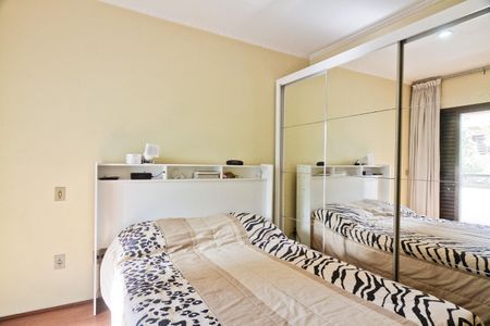 Apartamento à venda com 74m², 3 quartos e 1 vaga Apartamento à venda com 74m², 3 quartos e 1 vagaSuíte