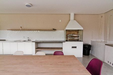 Apartamento à venda com 74m², 3 quartos e 1 vaga Apartamento à venda com 74m², 3 quartos e 1 vagaÁrea comum - Churrasqueira