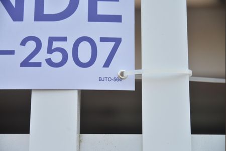 Apartamento à venda com 100m², 2 quartos e 1 vagaPlaca