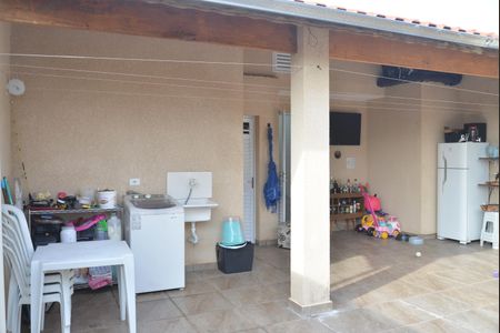 Apartamento à venda com 100m², 2 quartos e 1 vagaÁrea de Serviço