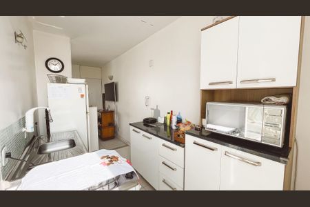 Apartamento à venda com 49m², 2 quartos e 1 vaga Apartamento à venda com 49m², 2 quartos e 1 vagaCozinha