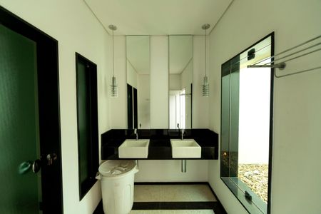 Casa de condomínio à venda com 880m², 7 quartos e 8 vagas Casa de condomínio à venda com 880m², 7 quartos e 8 vagasSauna