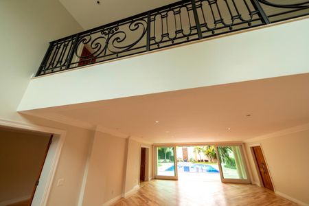 Casa de condomínio à venda com 880m², 7 quartos e 8 vagas Casa de condomínio à venda com 880m², 7 quartos e 8 vagasSala 1