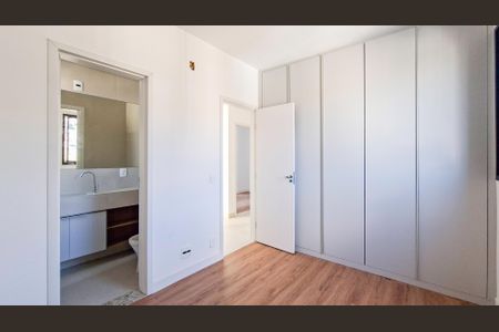 Apartamento à venda com 65m², 3 quartos e 2 vagasSuíte