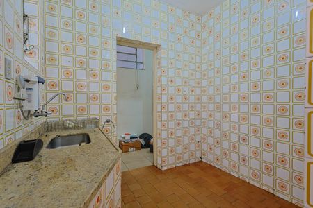 Casa à venda com 300m², 4 quartos e 1 vaga Casa à venda com 300m², 4 quartos e 1 vagaCozinha