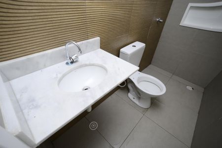 Apartamento à venda com 33m², 1 quarto e sem vagaBanheiro
