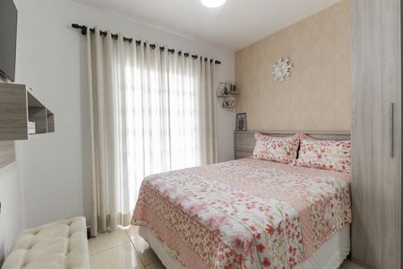Casa à venda com 115m², 3 quartos e 1 vaga Casa à venda com 115m², 3 quartos e 1 vagaSuíte