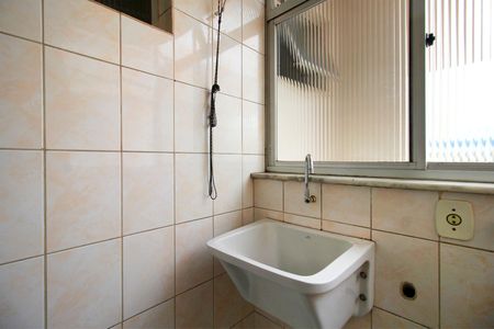 Apartamento à venda com 78m², 3 quartos e 1 vagaÁrea de Serviço