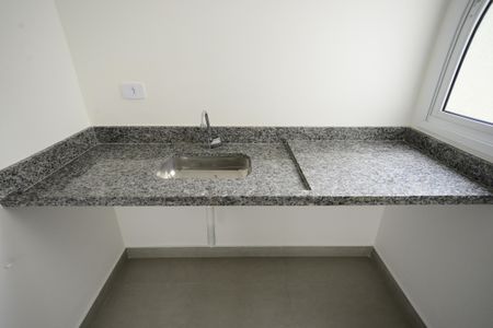 Apartamento para alugar com 34m², 2 quartos e sem vagaSala/Cozinha
