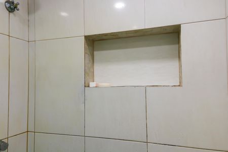 Apartamento à venda com 61m², 2 quartos e 1 vaga Apartamento à venda com 61m², 2 quartos e 1 vagaBanheiro