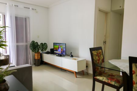 Apartamento à venda com 61m², 2 quartos e 1 vaga Apartamento à venda com 61m², 2 quartos e 1 vagaSala