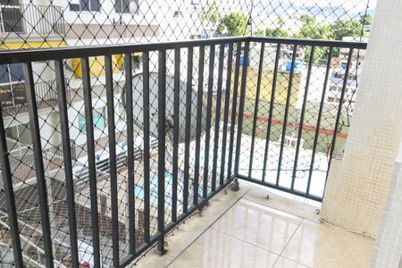 Apartamento à venda com 61m², 2 quartos e 1 vaga Apartamento à venda com 61m², 2 quartos e 1 vagaVaranda