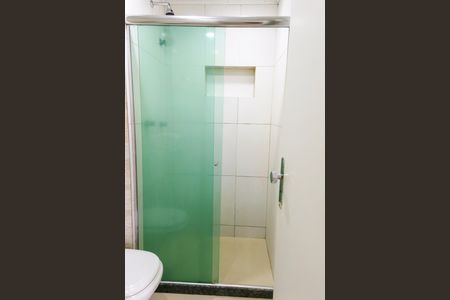 Apartamento à venda com 61m², 2 quartos e 1 vaga Apartamento à venda com 61m², 2 quartos e 1 vagaBanheiro