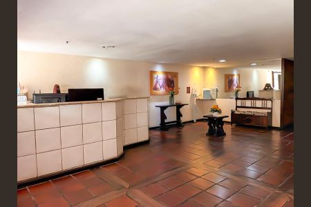 Apartamento à venda com 61m², 2 quartos e 1 vaga Apartamento à venda com 61m², 2 quartos e 1 vagaPortaria