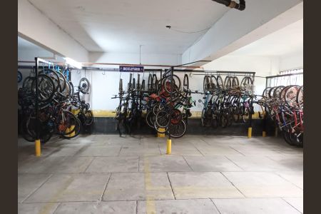 Apartamento à venda com 61m², 2 quartos e 1 vaga Apartamento à venda com 61m², 2 quartos e 1 vagaBicicletário