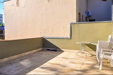 Casa de condomínio à venda com 219m², 4 quartos e 2 vagas Casa de condomínio à venda com 219m², 4 quartos e 2 vagasÁrea comum