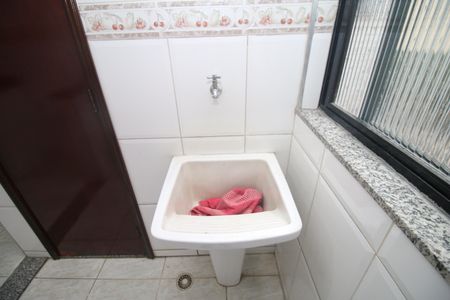 Apartamento à venda com 93m², 3 quartos e 1 vagaÁrea de Serviço