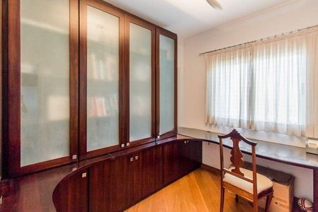 Casa à venda com 397m², 4 quartos e 3 vagas