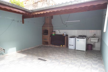 Casa à venda com 200m², 3 quartos e 4 vagas Casa à venda com 200m², 3 quartos e 4 vagasÁrea de Serviço