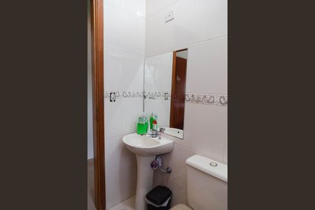 Casa à venda com 200m², 3 quartos e 4 vagas Casa à venda com 200m², 3 quartos e 4 vagasBanheiro Social