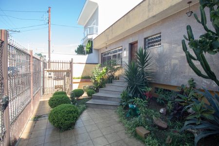 Casa à venda com 296m², 3 quartos e 3 vagasQuintal