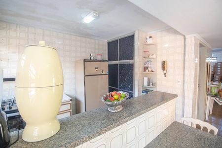 Casa à venda com 296m², 3 quartos e 3 vagasCozinha 2