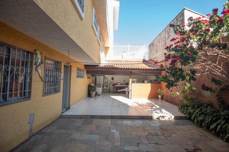 Casa à venda com 296m², 3 quartos e 3 vagasQuintal