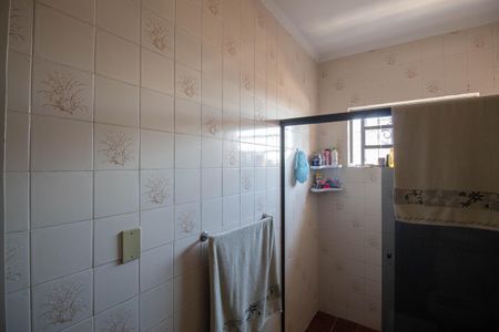 Casa à venda com 296m², 3 quartos e 3 vagasBanheiro 2