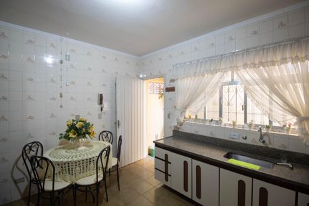 Casa à venda com 296m², 3 quartos e 3 vagasCozinha 1