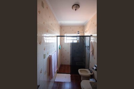 Casa à venda com 296m², 3 quartos e 3 vagasBanheiro da Suíte