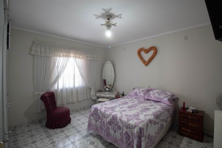 Casa à venda com 296m², 3 quartos e 3 vagasQuarto 2