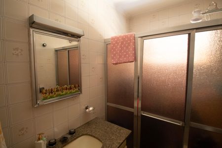 Casa à venda com 296m², 3 quartos e 3 vagasBanheiro 3