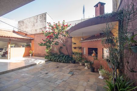 Casa à venda com 296m², 3 quartos e 3 vagasQuintal