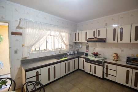 Casa à venda com 296m², 3 quartos e 3 vagasCozinha 1