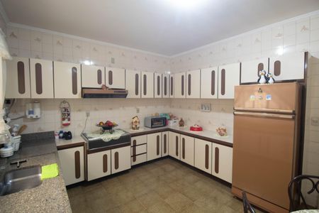 Casa à venda com 296m², 3 quartos e 3 vagasCozinha 1