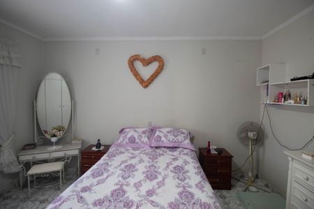 Casa à venda com 296m², 3 quartos e 3 vagasQuarto 2